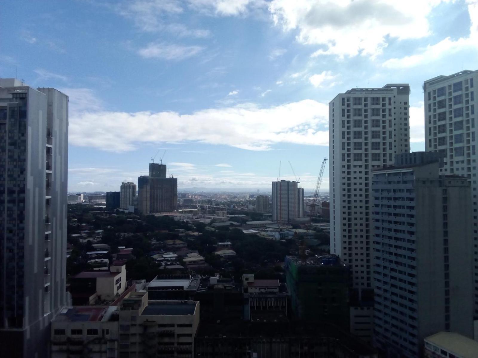 Kl Tower Makati Apartments By Ph Staycation مانيلا المظهر الخارجي الصورة